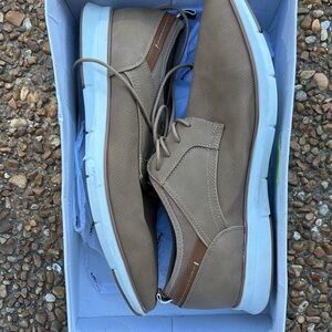 Sonoma Men's Brown Oxfords with White Sole